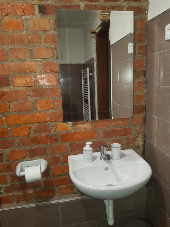 Penzion na statku Březová Brezova  Exterior foto